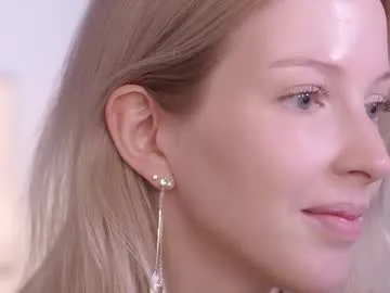 CoralMorgan – webcam model profile photo Image 16