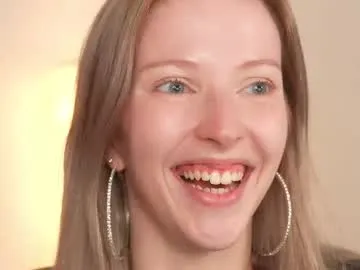 CoralMorgan – webcam model profile photo Image 17