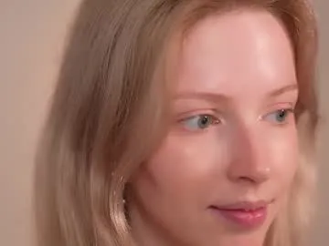 CoralMorgan – webcam model profile photo Image 5