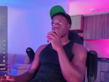 Donovan_Desmond – webcam model profile photo Image 7