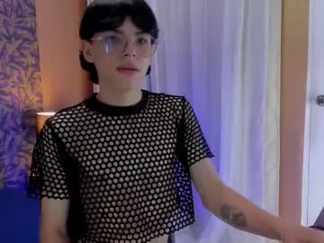 KinkieKittiexo – webcam model profile photo Image 7