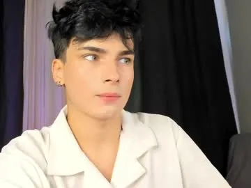 SophieBlaake – webcam model profile photo Image 2