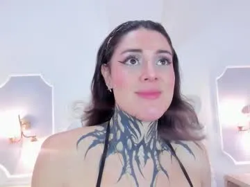 LolaSpaisTS – webcam model profile photo Image 13