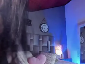 JadeMartinelli – webcam model profile photo Image 2