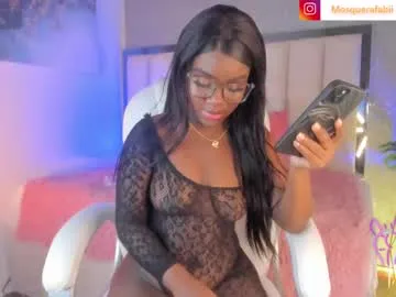 CassieGil – webcam model profile photo Image 16