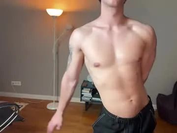 LillyPark – webcam model profile photo Image 3