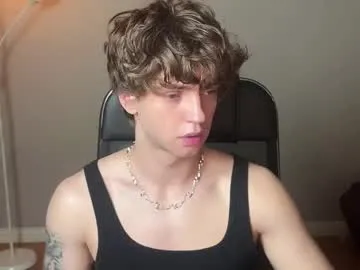 LillyPark – webcam model profile photo Image 5