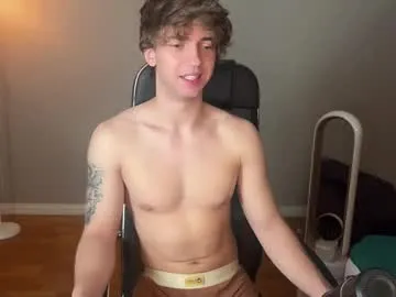 LillyPark – webcam model profile photo Image 7