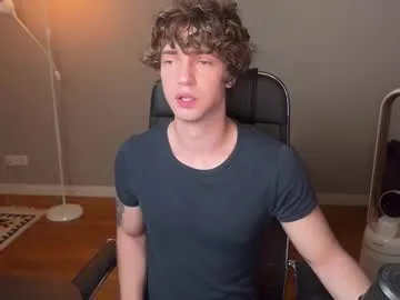 LillyPark – webcam model profile photo Image 9