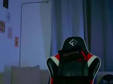 SeleneRousss – webcam model profile photo Image 18