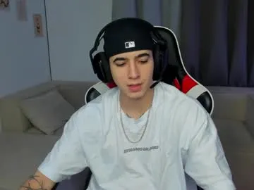 SeleneRousss – webcam model profile photo Image 8