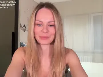 Queenofblowjob – webcam model profile photo Image 17