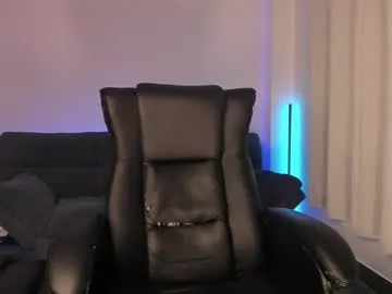 JenCollins – webcam model profile photo Image 11