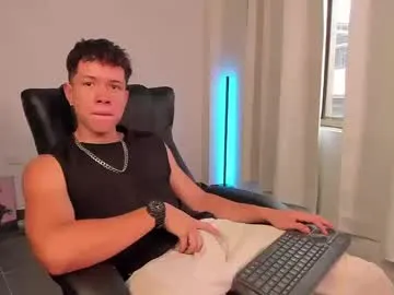 JenCollins – webcam model profile photo Image 5