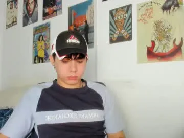 ZayaSeduce – webcam model profile photo Image 5