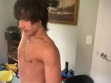 AuryPineda – webcam model profile photo Image 4