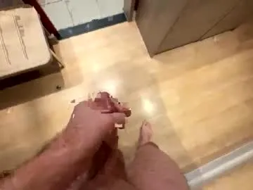 dominic_hanks – webcam model profile photo Image 2