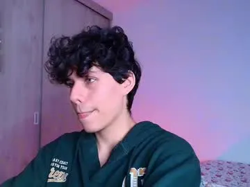 Amylewiss – webcam model profile photo Image 6