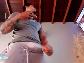 LoraDevine – webcam model profile photo Image 13