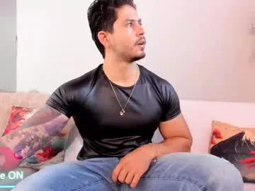 LoraDevine – webcam model profile photo Image 17