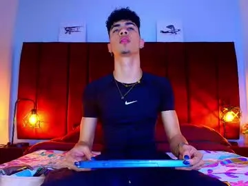 mrgreeneyes01 – webcam model profile photo Image 7