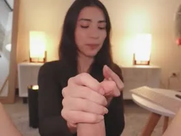 AylaRosell – webcam model profile photo Image 14