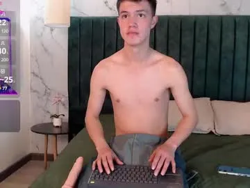 g4mens – webcam model profile photo Image 4