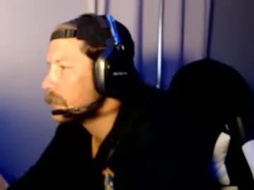 CataleyaLeen – webcam model profile photo Image 3