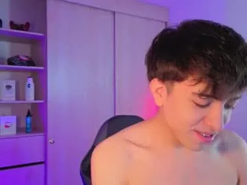 MiraDelynn – webcam model profile photo Image 12