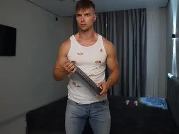 Noya – webcam model profile photo Image 3