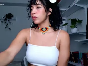 ElmaSmallman – webcam model profile photo Image 10