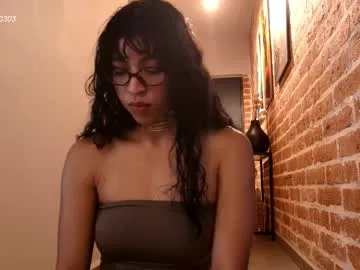 ElmaSmallman – webcam model profile photo Image 6