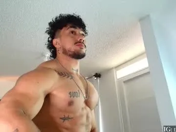 AmyBelmontt – webcam model profile photo Image 13