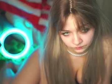 AmyBelmontt – webcam model profile photo Image 15