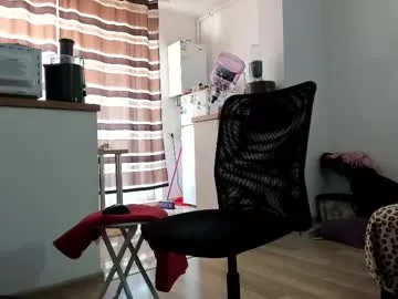 MiaRosel – webcam model profile photo Image 2