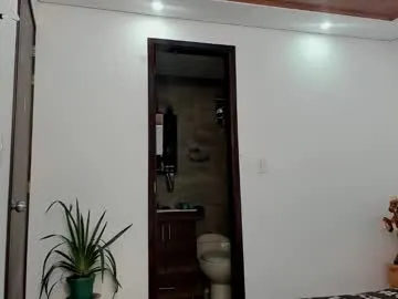 orisune – webcam model profile photo Image 10