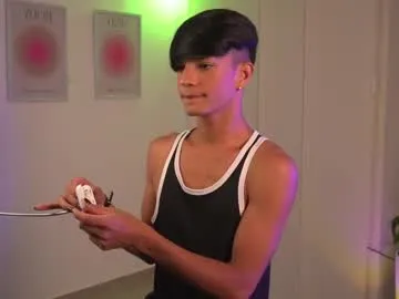 ReinaDelRey – webcam model profile photo Image 2