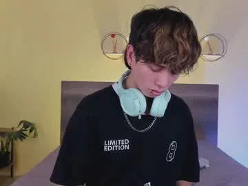 CassieGil – webcam model profile photo Image 4