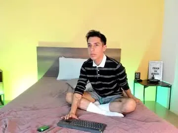 CassieGil – webcam model profile photo Image 9