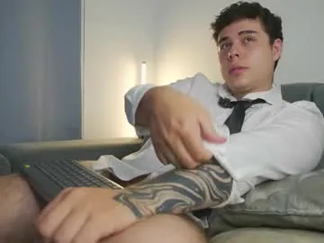 IrisWain – webcam model profile photo Image 5