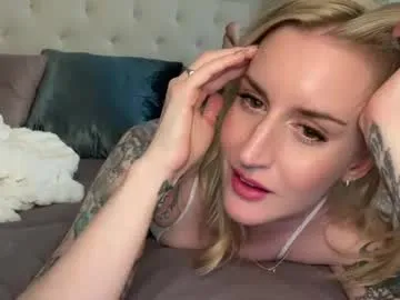 officiallyonlytams – webcam model profile photo