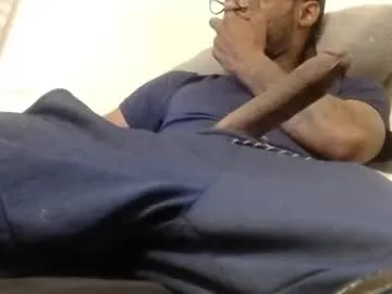 YaraDavis – webcam model profile photo Image 11