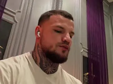 KaraNoir – webcam model profile photo Image 12