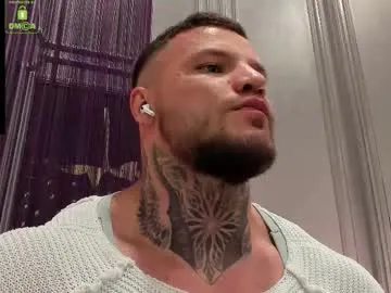 KaraNoir – webcam model profile photo Image 2