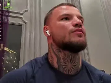 KaraNoir – webcam model profile photo Image 8