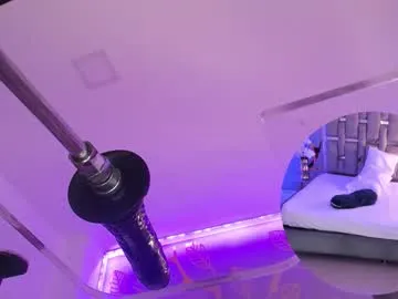 AmyBelmontt – webcam model profile photo Image 11