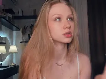 TiffanyStein – webcam model profile photo Image 16