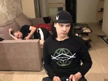 Olsuh – webcam model profile photo Image 16