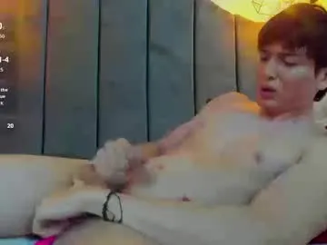 CassieGil – webcam model profile photo Image 14