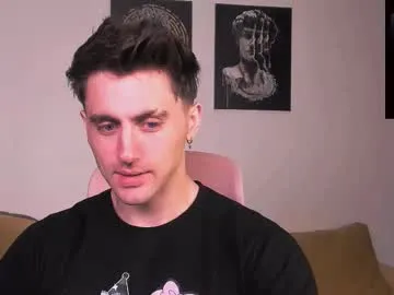 EmmilyCoopers18 – webcam model profile photo Image 10